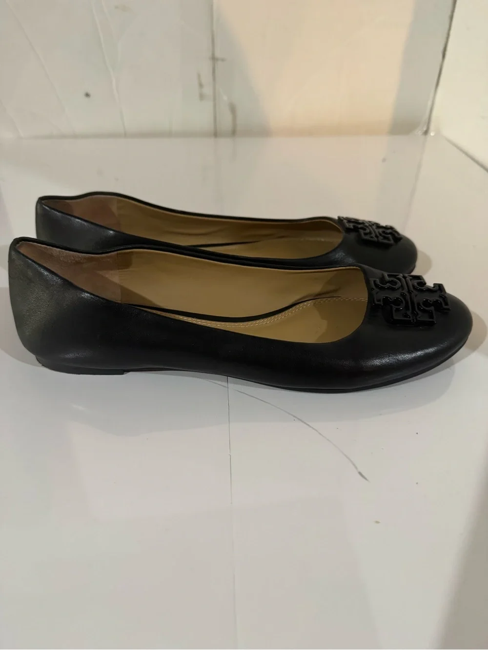 Tory Burch Black Leather Logo Round-Toe Ballet Flats Size 8.5